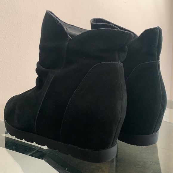 COUGAR Astro Black Silky Suede Hidden Wedge Pull On Waterproof Ankle Boot Bootie - Picture 9 of 11